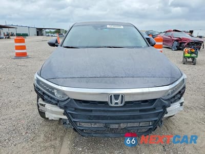 Piąte zdjęcie samochodu w środku: 2019 HONDA ACCORD LX VIN:1HGCV1F10KA161564 - miniatura
