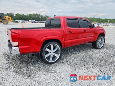 Trzecie zdjęcie samochodu z tyłu: 2016 TOYOTA TACOMA SR5 V6 VIN:5TFAZ5CN1GX016157 - miniatura