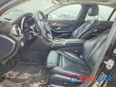 Zdjęcie 8 z 13 samochodu: 2017 MERCEDES-BENZ C 300 VIN:55SWF4JB0HU186599 - miniatura
