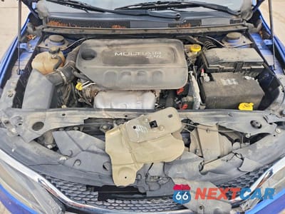 Zdjęcie 11 z 12 samochodu: 2015 CHRYSLER 200 LIMITED VIN:1C3CCCAB4FN647460 - miniatura