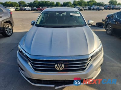 Piąte zdjęcie samochodu w środku: 2021 VOLKSWAGEN PASSAT SE VIN:1VWSA7A33MC014984 - miniatura