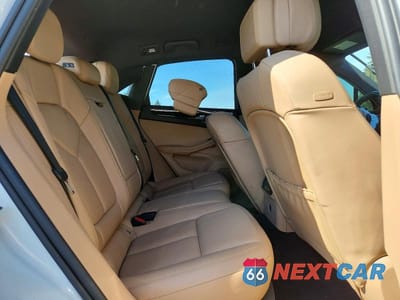 Zdjęcie 11 z 14 samochodu: 2019 PORSCHE MACAN S VIN:WP1AB2A50KLB30025 - miniatura