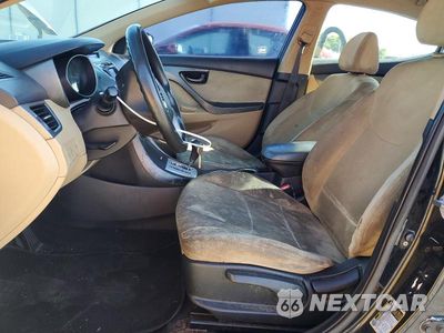 Zdjęcie 7 z 12 samochodu: 2012 HYUNDAI ELANTRA GLS VIN:KMHDH4AE1CU414232 - miniatura
