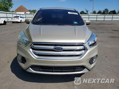 Piąte zdjęcie samochodu w środku: 2017 FORD ESCAPE VIN:1FMCU0GD3HUC47457 - miniatura