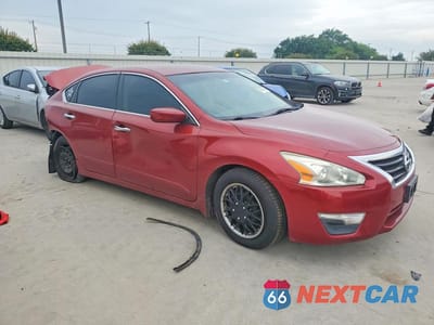 Czwarte zdjęcie samochodu z boku: 2013 NISSAN ALTIMA 2.5 VIN:1N4AL3AP5DN557672 - miniatura