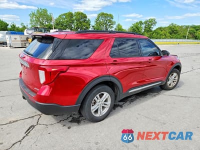 Trzecie zdjęcie samochodu z tyłu: 2021 FORD EXPLORER XLT VIN:1FMSK8DH0MGA30741 - miniatura