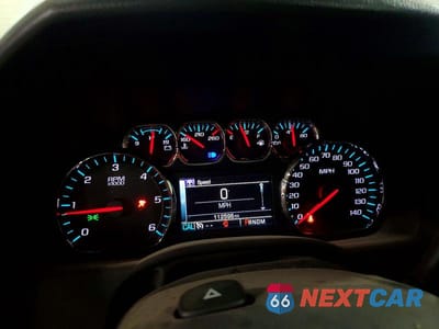 Zdjęcie 9 z 13 samochodu: 2016 CHEVROLET SUBURBAN K1500 LTZ VIN:1GNSKJKC9GR117492 - miniatura
