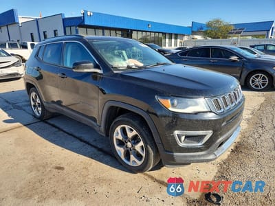 Czwarte zdjęcie samochodu z boku: 2019 JEEP COMPASS LIMITED VIN:3C4NJDCB4KT659728 - miniatura