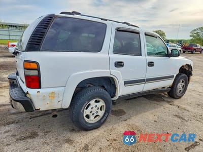 Trzecie zdjęcie samochodu z tyłu: 2004 CHEVROLET TAHOE K1500 VIN:1GNEK13T54J235058 - miniatura