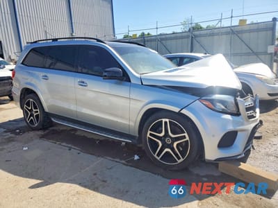 Czwarte zdjęcie samochodu z boku: 2018 MERCEDES-BENZ GLS 550 4MATIC VIN:4JGDF7DE3JB151365 - miniatura