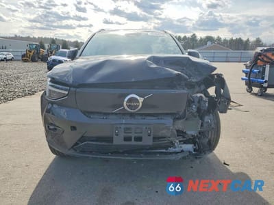 Piąte zdjęcie samochodu w środku: 2024 VOLVO XC40 RECHARGE ULTIMATE VIN:YV4ER3XM9R2257257 - miniatura