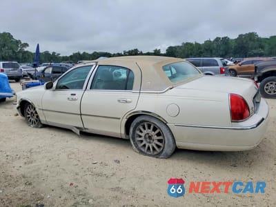 Drugie zdjęcie samochodu z przodu: 2007 LINCOLN TOWN CAR SIGNATURE VIN:1LNHM81V67Y608533 - miniatura
