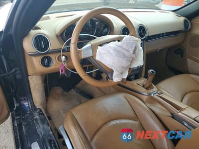 Zdjęcie 8 z 13 samochodu: 2006 PORSCHE BOXSTER VIN:WP0CA29836U710333 - miniatura
