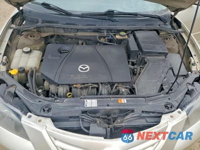Zdjęcie 11 z 12 samochodu: 2004 MAZDA 3 S VIN:JM1BK123X41165828 - miniatura