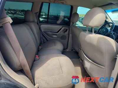 Zdjęcie 11 z 14 samochodu: 2004 JEEP GRAND CHEROKEE LAREDO VIN:1J4GX48N34C406855 - miniatura