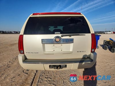 Zdjęcie 6 z 13 samochodu: 2007 CADI ESCALADE L VIN:1GYEC63827R290050 - miniatura