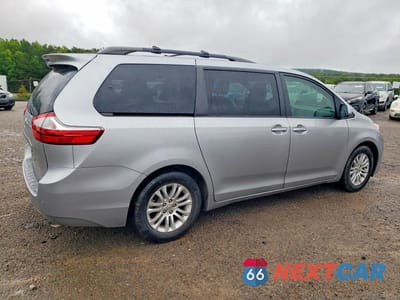 Trzecie zdjęcie samochodu z tyłu: 2016 TOYOTA SIENNA XLE PREMIUM 8-PASSENGER VIN:5TDYK3DC0GS749262 - miniatura