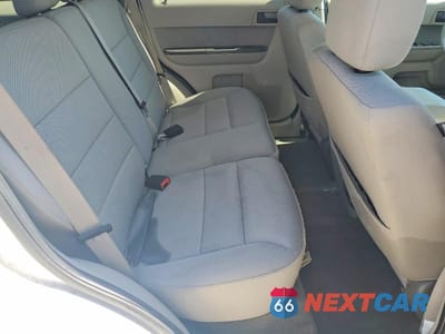 Zdjęcie 10 z 12 samochodu: 2011 FORD ESCAPE XLT VIN:1FMCU0D73BKB74771 - miniatura