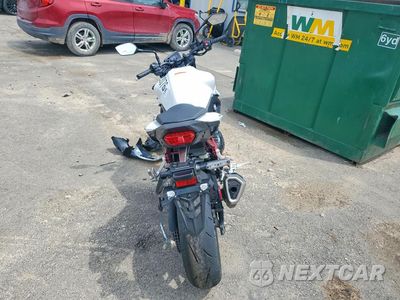 Czwarte zdjęcie samochodu z boku: 2025 HONDA CB750 A VIN:JH2RH2402SK000909 - miniatura