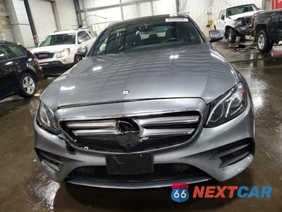 Piąte zdjęcie samochodu w środku: 2017 MERCEDES-BENZ E 400 4MATIC VIN:WDDZH6GB2HA194522 - miniatura