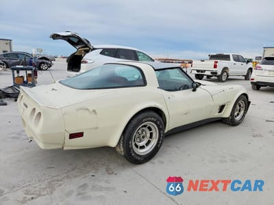 Trzecie zdjęcie samochodu z tyłu: 1981 CHEVROLET CORVETTE VIN:1G1AY8764BS402447 - miniatura