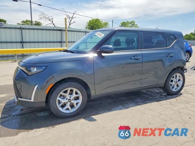 2025 KIA SOUL LX KNDJ23AU1S7969012 - główne zdjęcie licytacji z USA - miniatura