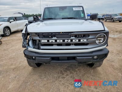 Piąte zdjęcie samochodu w środku: 2024 FORD BRONCO BIG BEND VIN:1FMDE7BH6RLB34713 - miniatura