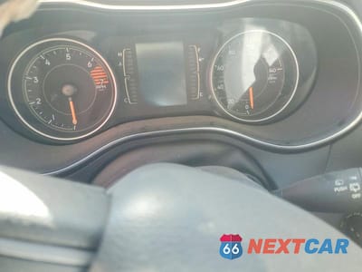 Zdjęcie 9 z 12 samochodu: 2021 JEEP CHEROKEE VIN:1C4PJLCBXMD136774 - miniatura