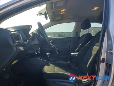 Zdjęcie 7 z 12 samochodu: 2022 KIA RIO S VIN:3KPA24AD7NE477014 - miniatura
