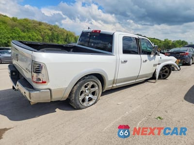 Trzecie zdjęcie samochodu z tyłu: 2013 RAM 1500 LARAMIE VIN:1C6RR7NT1DS517236 - miniatura
