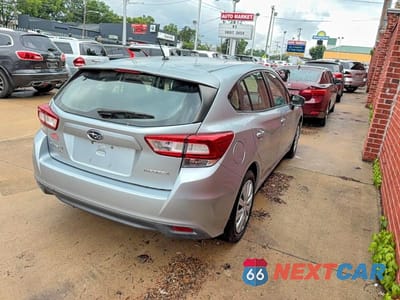 Czwarte zdjęcie samochodu z boku: 2019 SUBARU IMPREZA VIN:4S3GTAB68K3720032 - miniatura