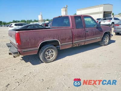 Trzecie zdjęcie samochodu z tyłu: 1995 CHEVROLET SILVERADO 1500 VIN:2GCEC19K3S1252775 - miniatura