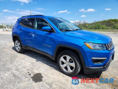 Czwarte zdjęcie samochodu z boku: 2018 JEEP COMPASS LATITUDE VIN:3C4NJDBB1JT231499 - miniatura