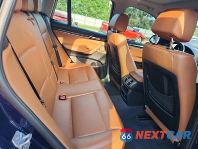 Zdjęcie 11 z 13 samochodu: 2017 BMW X3 SDRIVE28I VIN:5UXWZ7C59H0U44875 - miniatura