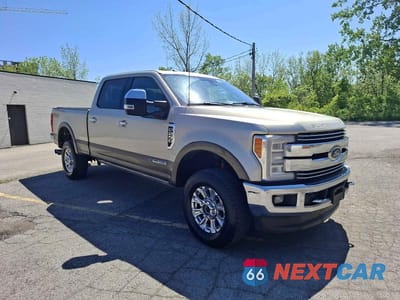 2017 FORD F250 SUPER DUTY 1FT7W2BT3HEE59487 - główne zdjęcie licytacji z USA - miniatura