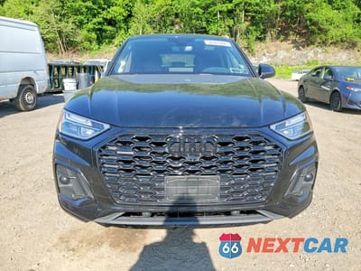 Piąte zdjęcie samochodu w środku: 2023 AUDI Q5 SPORTBACK PRM PLS 45 VIN:WA15AAFY9P2115324 - miniatura