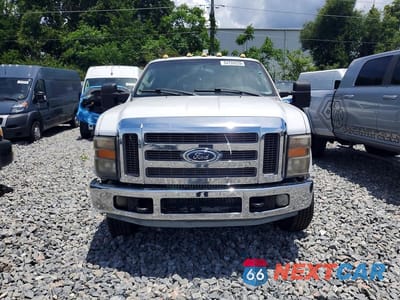 Piąte zdjęcie samochodu w środku: 2008 FORD F350 SUPER DUTY VIN:1FTWW33RX8EB45064 - miniatura