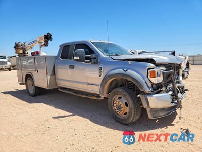 Czwarte zdjęcie samochodu z boku: 2020 FORD F450 SUPER DUTY VIN:1FD0X4HT8LED40419 - miniatura