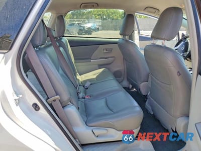 Zdjęcie 10 z 12 samochodu: 2013 TOYOTA PRIUS V THREE VIN:JTDZN3EU8D3218276 - miniatura