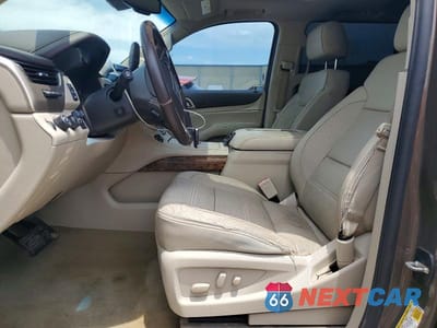 Zdjęcie 7 z 13 samochodu: 2015 GMC YUKON XL DENALI VIN:1GKS2JKJ4FR695994 - miniatura