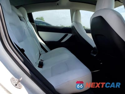 Zdjęcie 11 z 13 samochodu: 2019 TESLA MODEL 3 VIN:5YJ3E1EA1KF417816 - miniatura