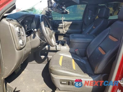 Zdjęcie 7 z 13 samochodu: 2019 GMC SIERRA K1500 AT4 VIN:3GTP9EEL5KG251616 - miniatura