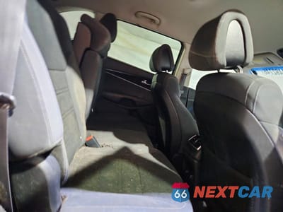 Zdjęcie 11 z 13 samochodu: 2016 KIA SORENTO LX V6 VIN:5XYPGDA5XGG084392 - miniatura