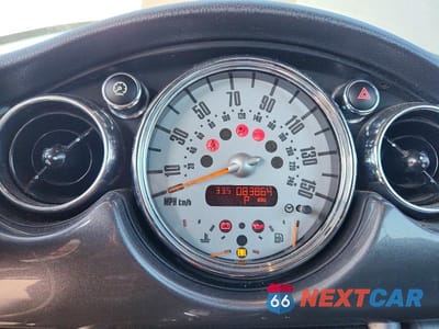 Zdjęcie 9 z 12 samochodu: 2006 MINI COOPER S VIN:WMWRH33536TK57022 - miniatura