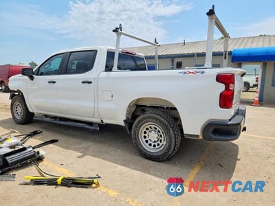 Drugie zdjęcie samochodu z przodu: 2023 CHEVROLET SILVERADO K1500 VIN:1GCPDAEK9PZ210699 - miniatura
