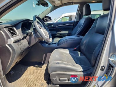 Zdjęcie 7 z 13 samochodu: 2015 TOYOTA HIGHLANDER LIMITED VIN:5TDDKRFH5FS222973 - miniatura