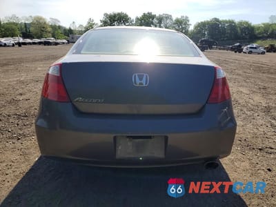 Zdjęcie 6 z 12 samochodu: 2010 HONDA ACCORD EX VIN:1HGCS1B73AA015080 - miniatura