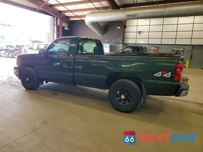 Drugie zdjęcie samochodu z przodu: 2005 CHEVROLET SILVERADO K1500 VIN:1GCEK14V15Z234274 - miniatura