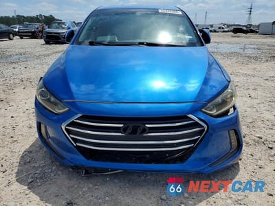 Piąte zdjęcie samochodu w środku: 2017 HYUNDAI ELANTRA VALUE EDITION VIN:5NPD84LF4HH119315 - miniatura