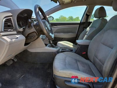 Zdjęcie 7 z 12 samochodu: 2017 HYUNDAI ELANTRA SE VIN:5NPD84LF6HH079657 - miniatura